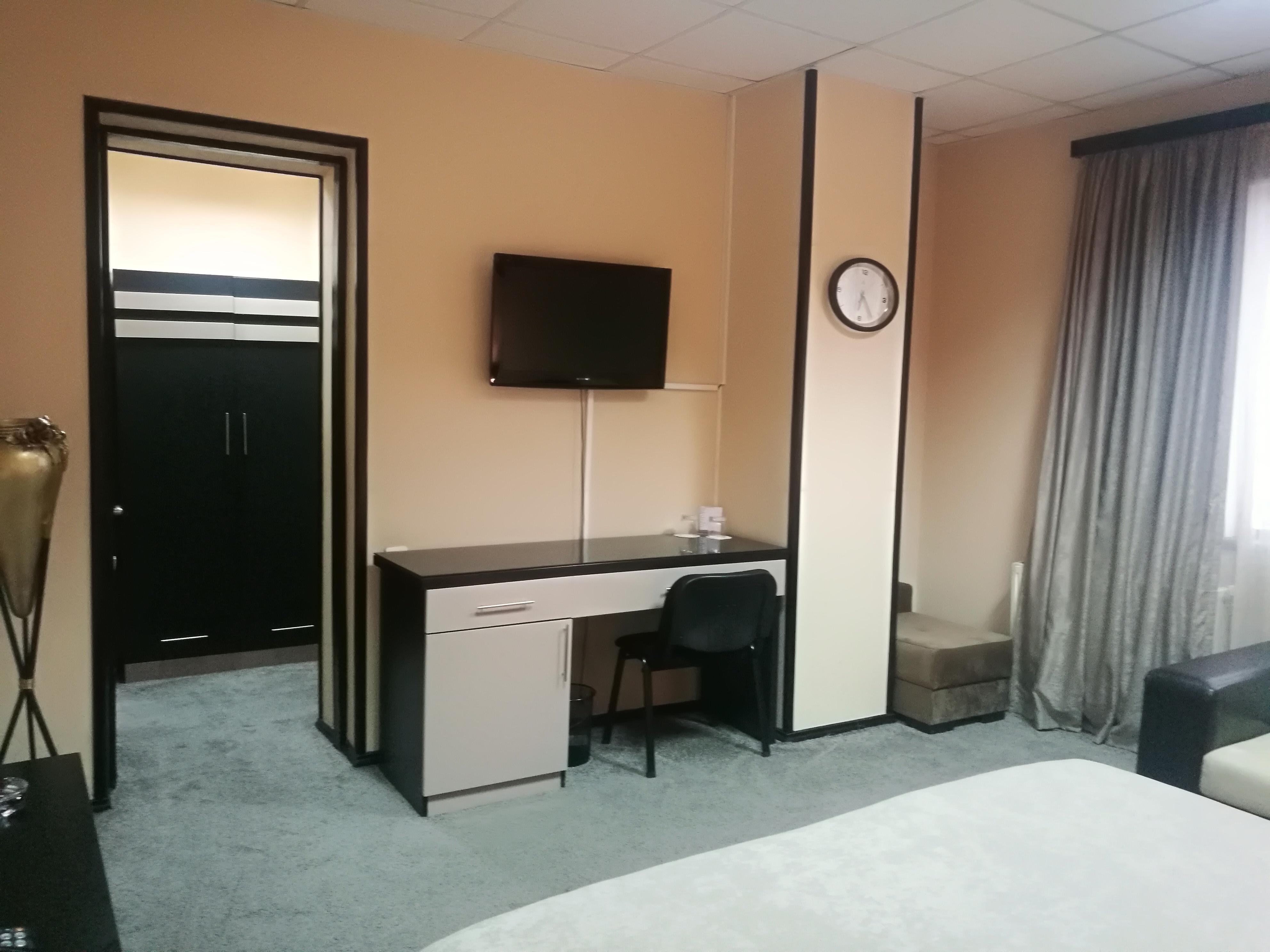 Hotel Diplomat Tbilisi Buitenkant foto