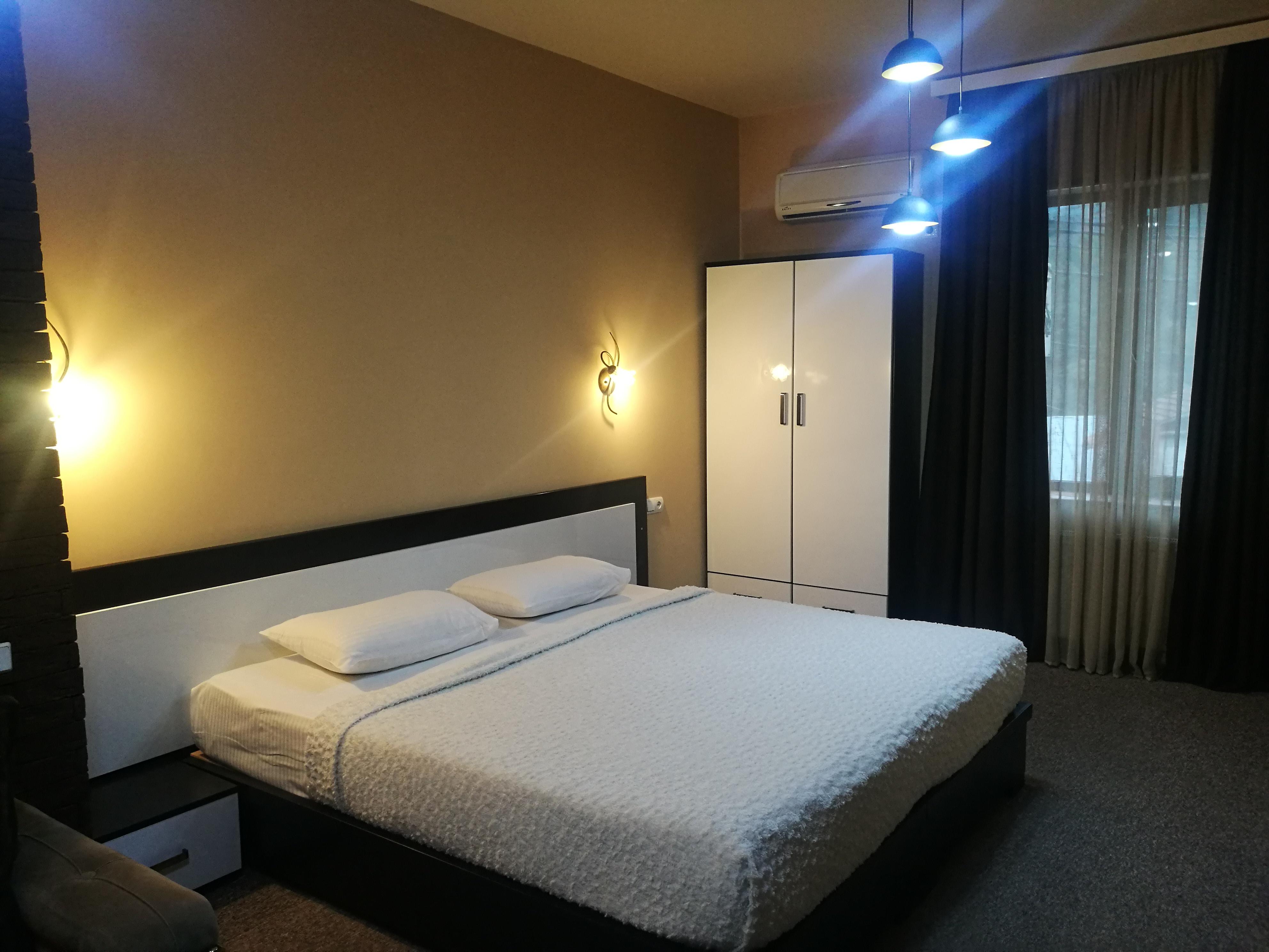 Hotel Diplomat Tbilisi Buitenkant foto