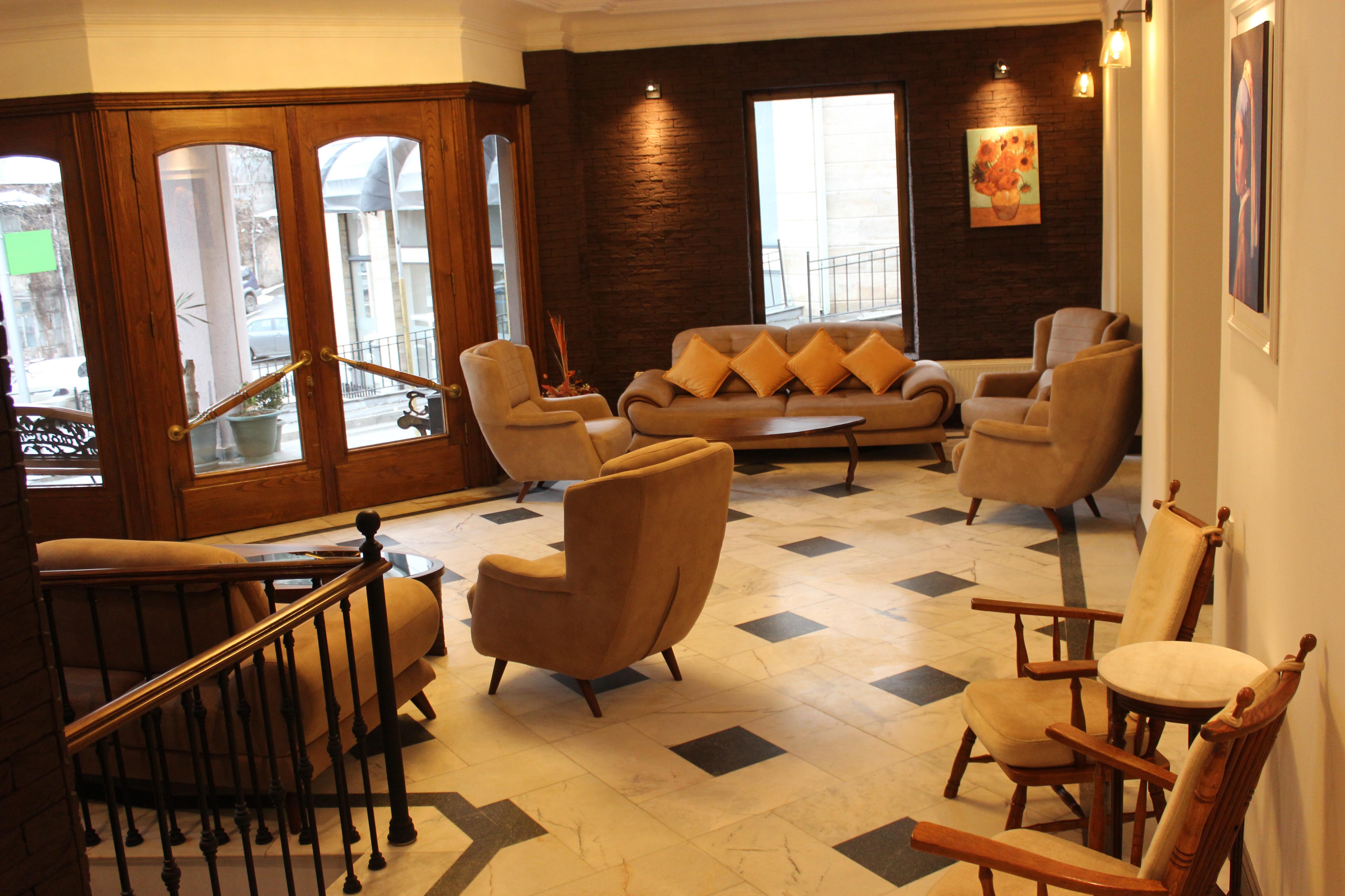 Hotel Diplomat Tbilisi Buitenkant foto