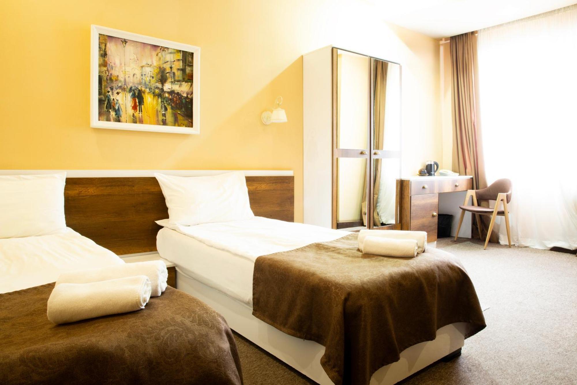 Hotel Diplomat Tbilisi Buitenkant foto